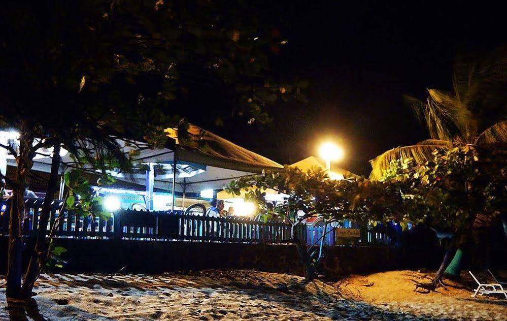 Keegans Beachside Ξενοδοχείο Μπέκια Εξωτερικό φωτογραφία